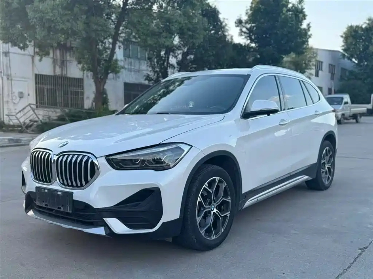 BMW X1  2021