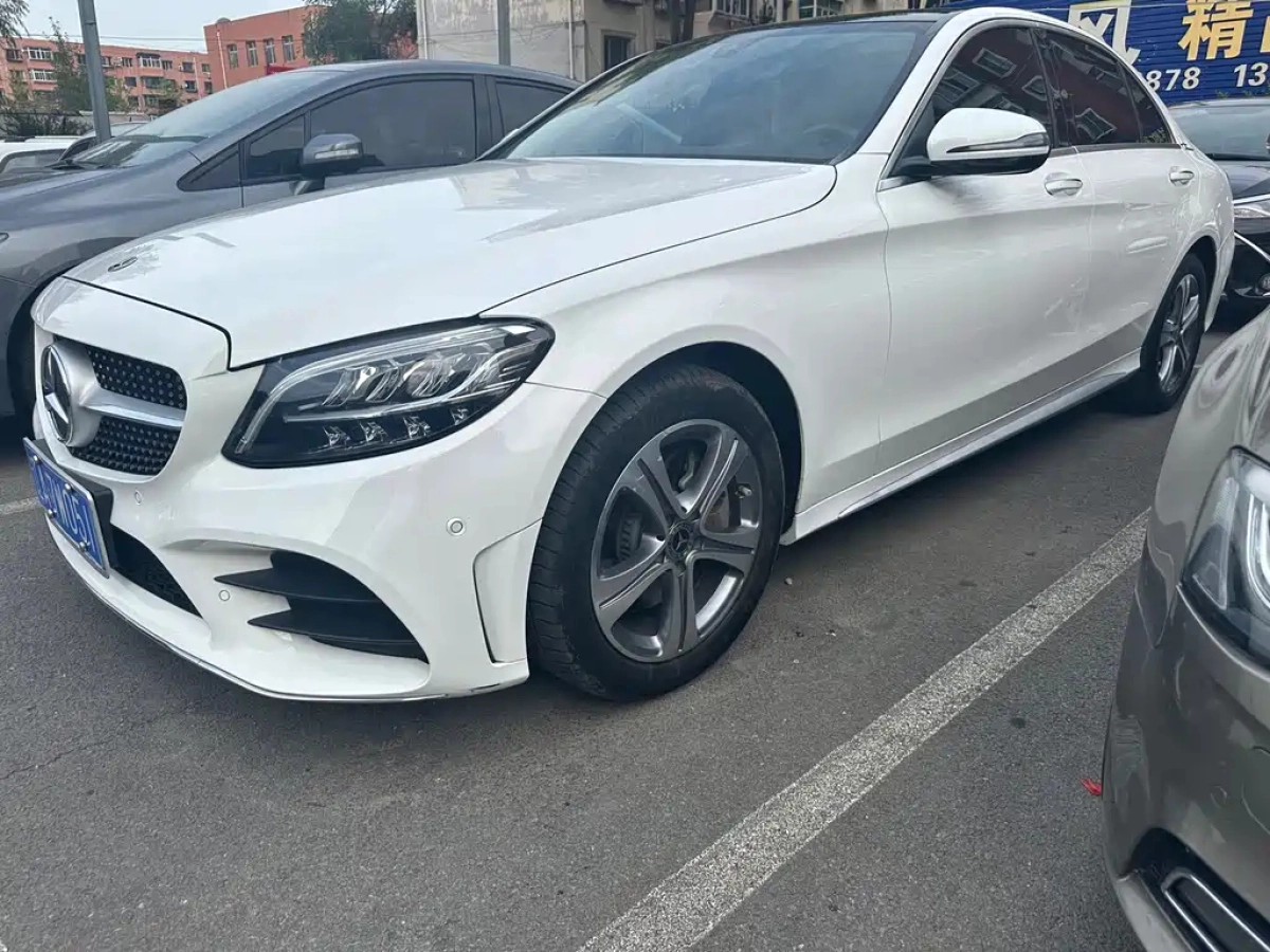 MERCEDES BENZ C-CLASS