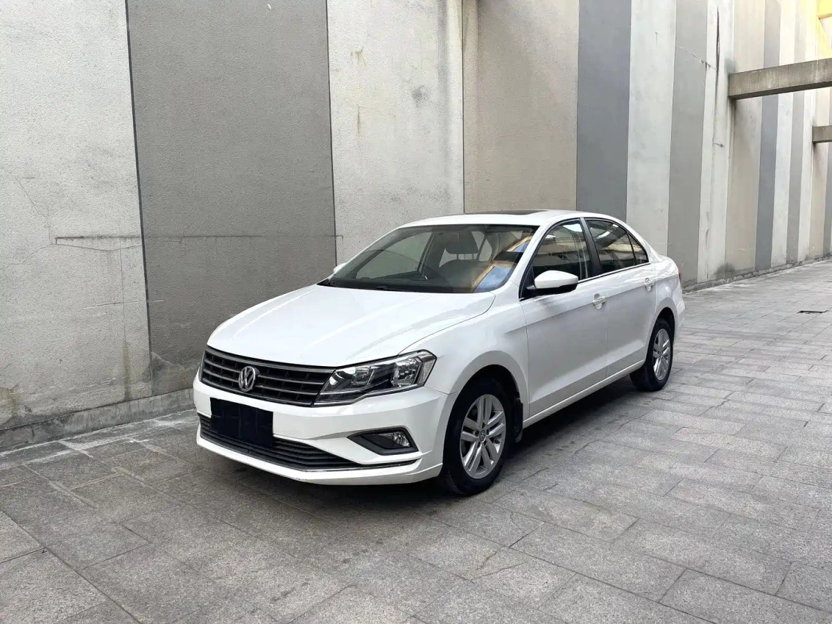 VOLKSWAGEN JETTA  2018