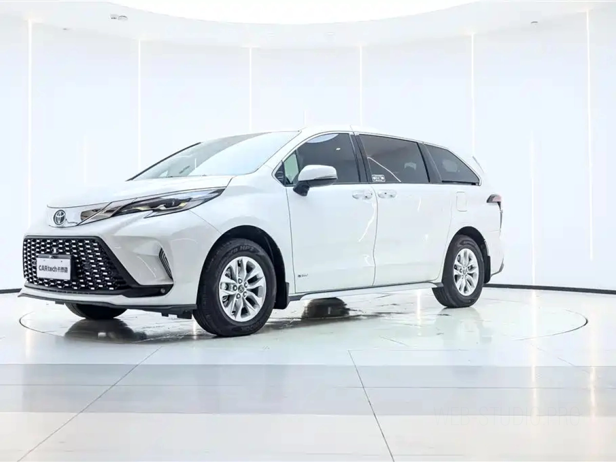 TOYOTA GRANVIA  2025