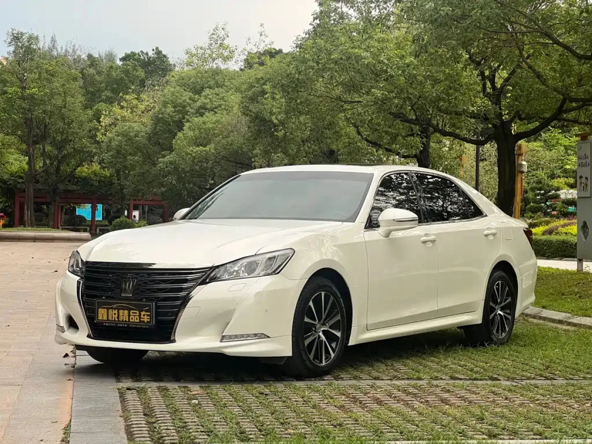 TOYOTA CROWN  2018