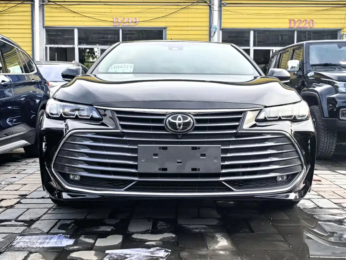 TOYOTA AVALON