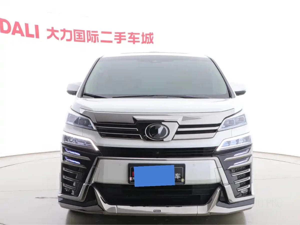 TOYOTA VELLFIRE