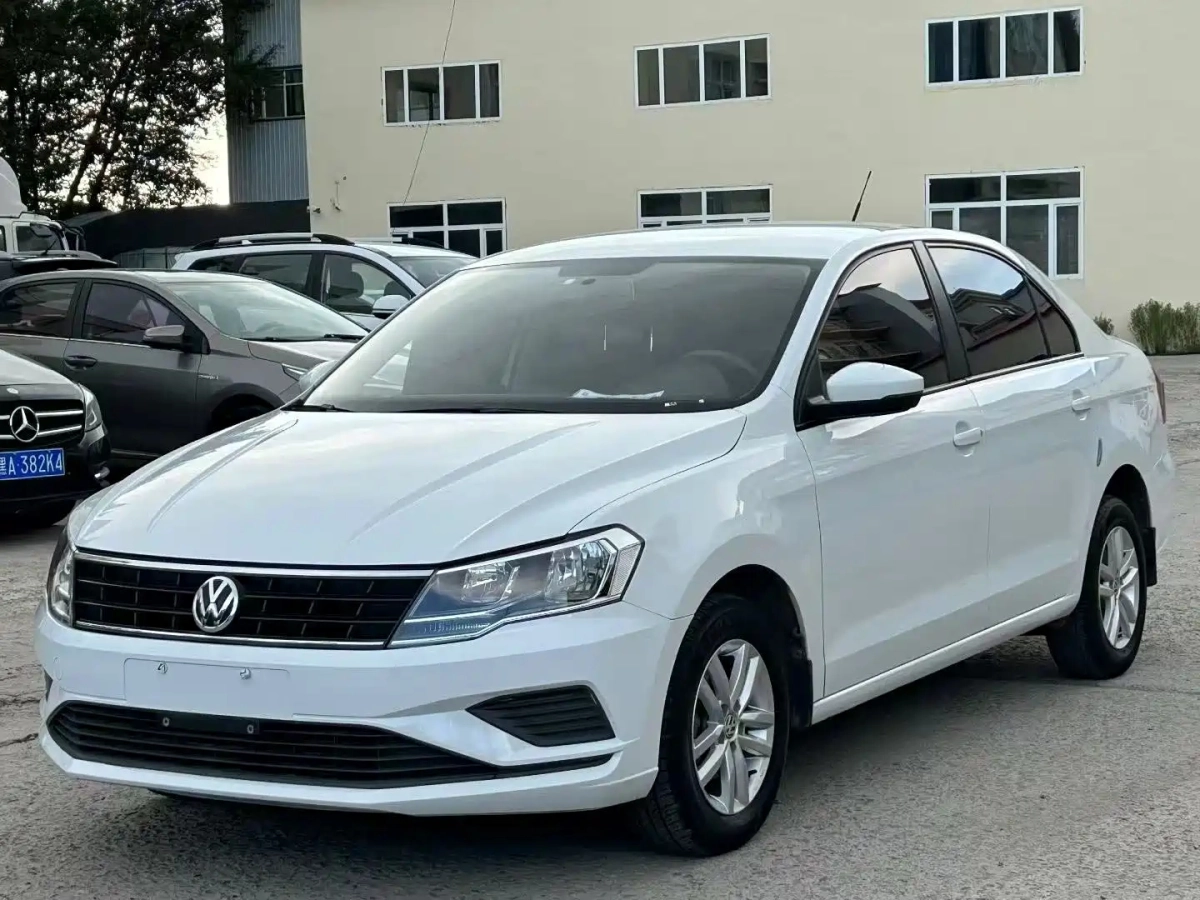 VOLKSWAGEN JETTA  2018