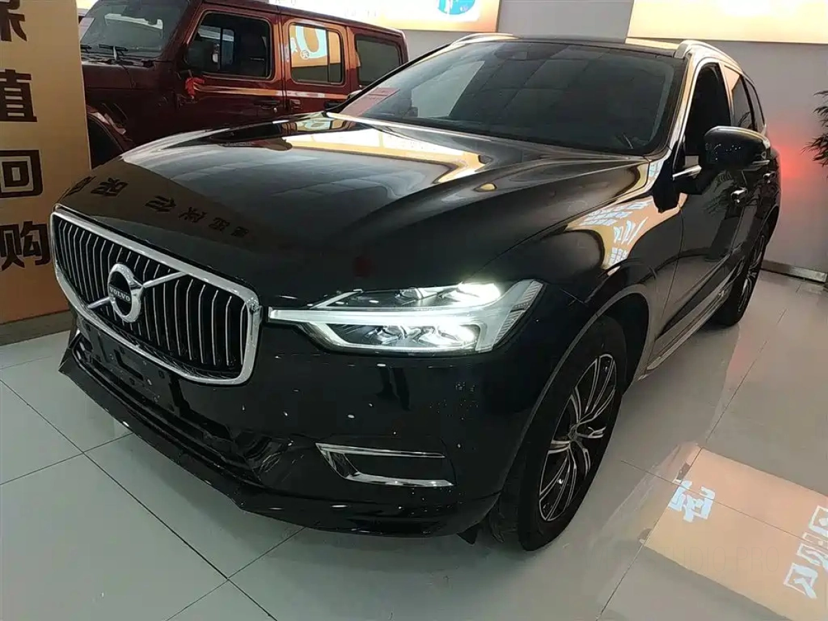 VOLVO XC60  2020