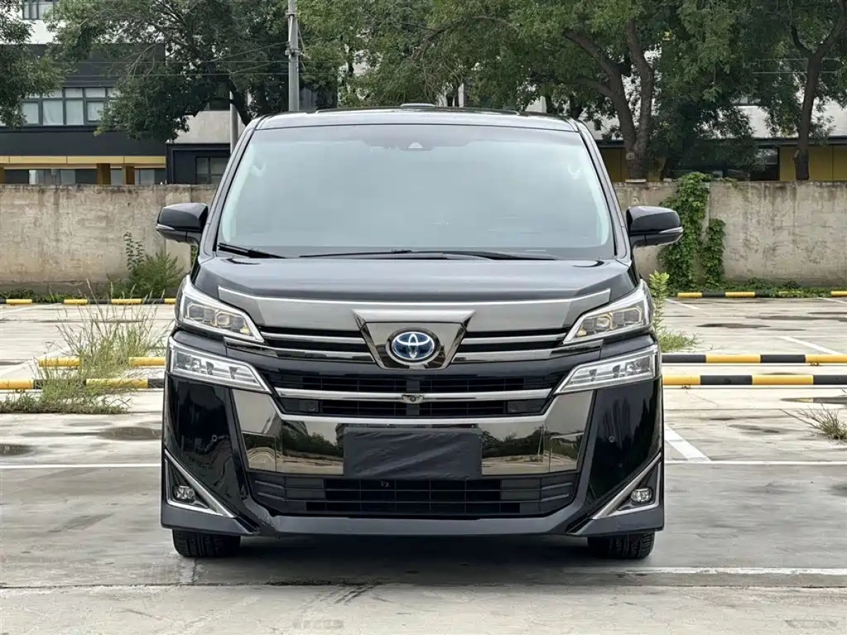 TOYOTA VELLFIRE