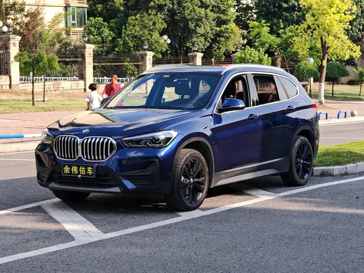BMW X1  2020