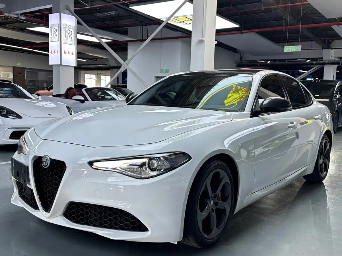 ALFAROMEO GIULIA  2019