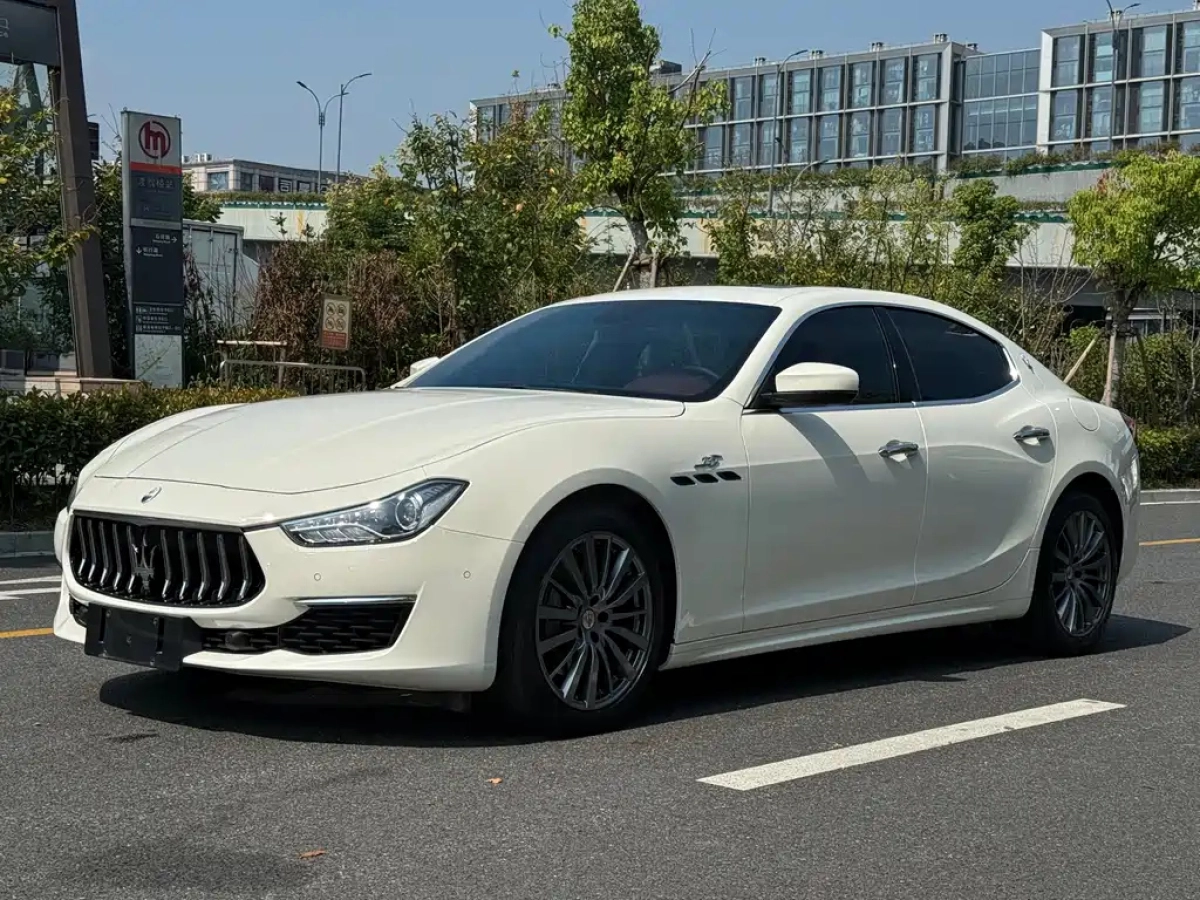 MASERATI GHIBLI  2023