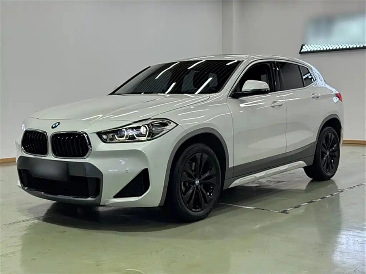 BMW X2  2023