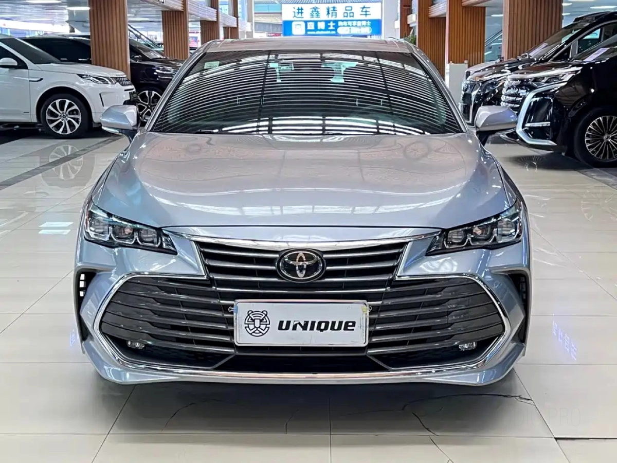 TOYOTA AVALON