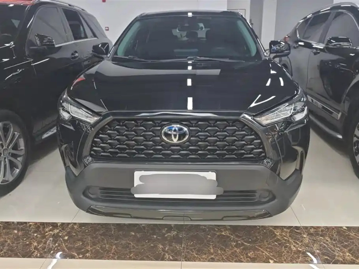 TOYOTA COROLLA CROSS