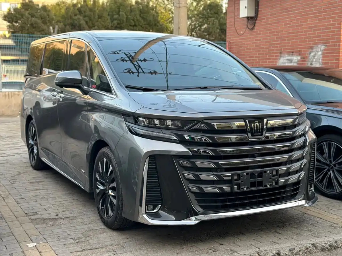 TOYOTA VELLFIRE