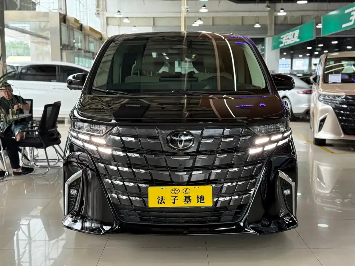 TOYOTA ALPHARD