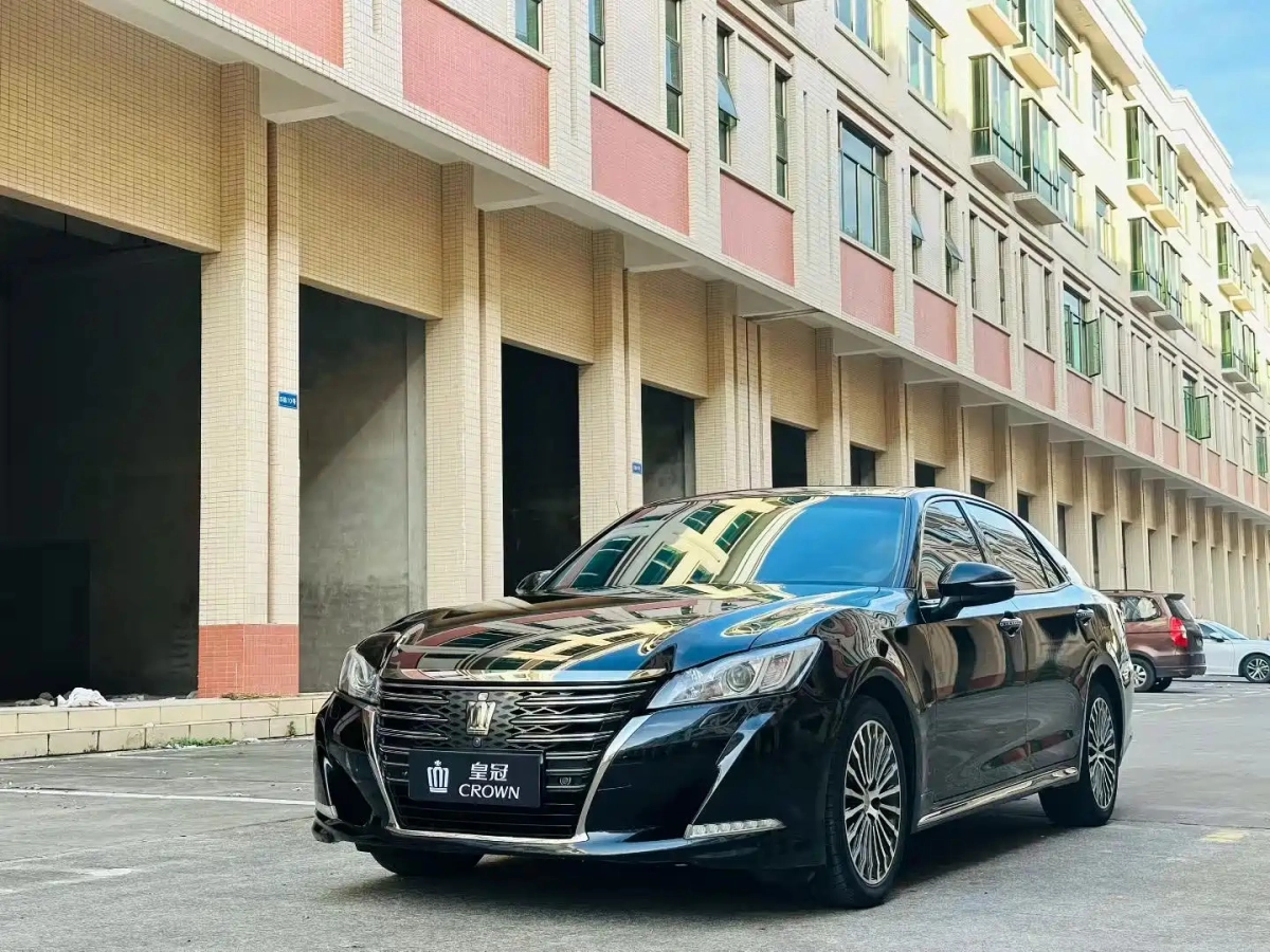 TOYOTA CROWN  2018