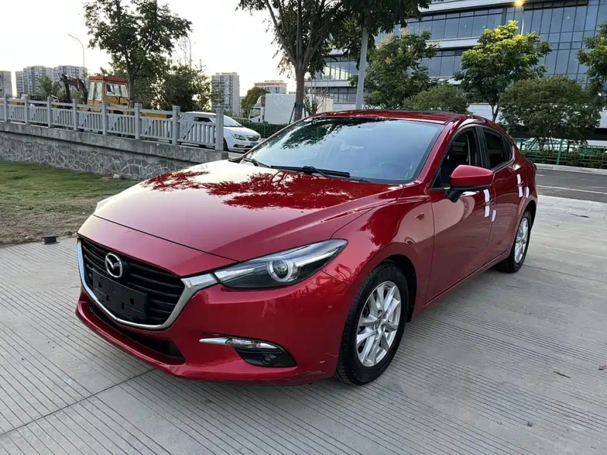 MAZDA 3 AXELA
