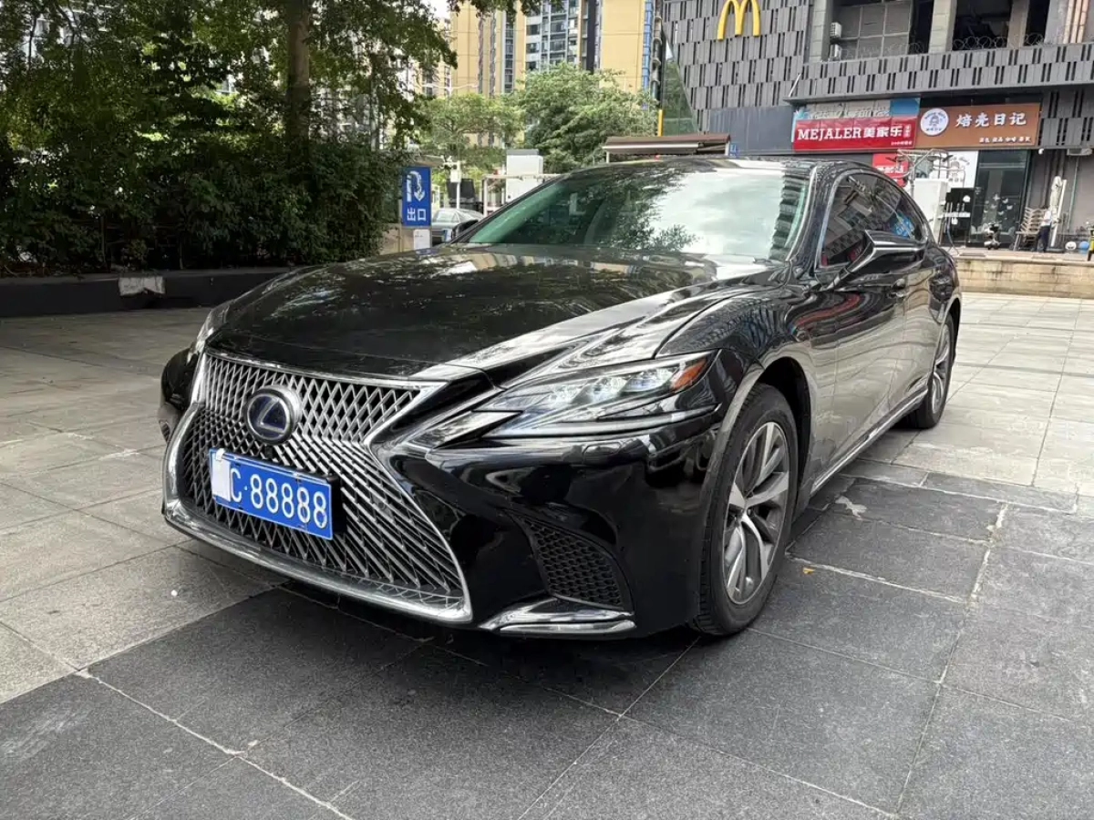 LEXUS LS  2019