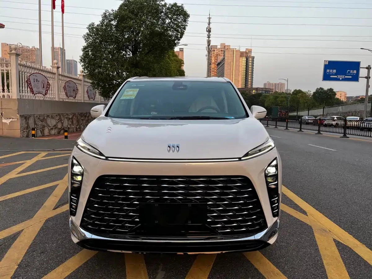 BUICK GL8 NEW ENERGY