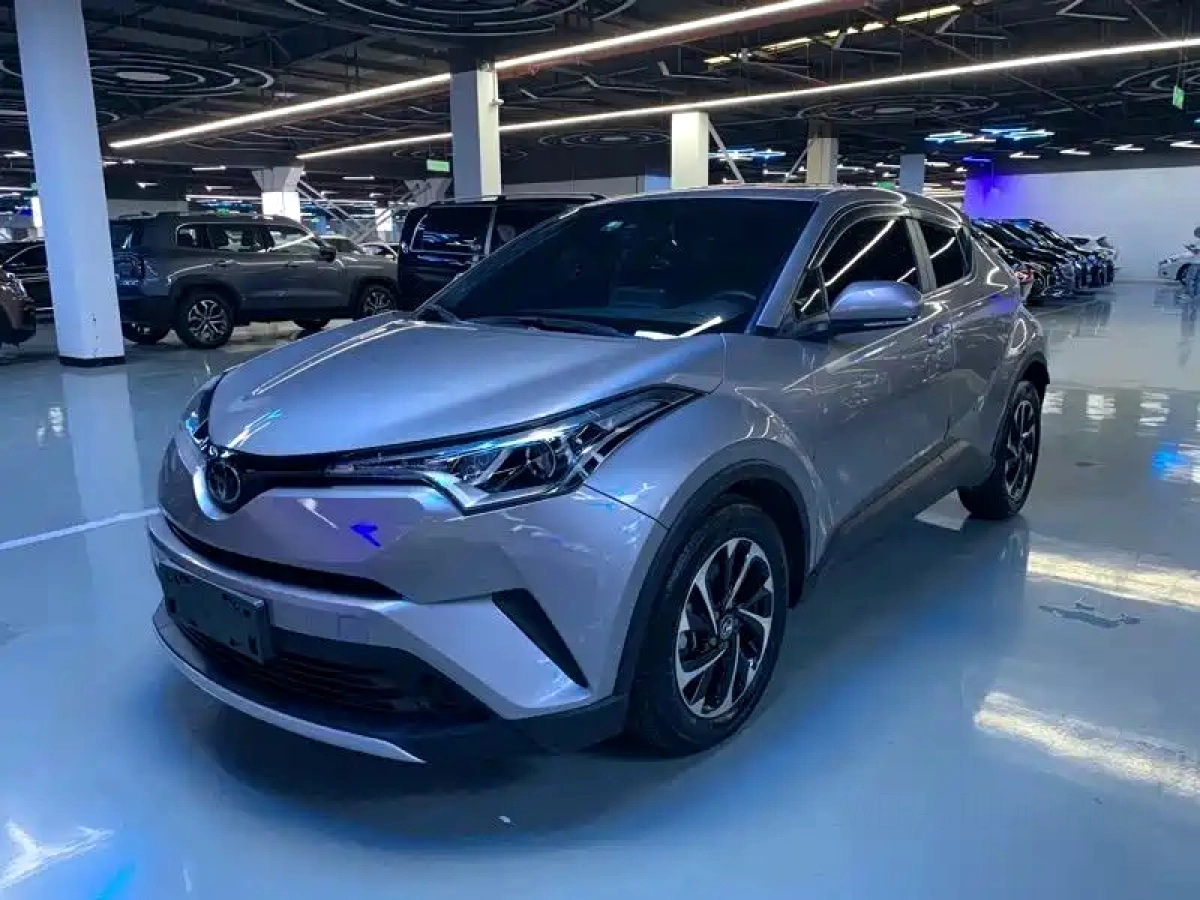 TOYOTA IZOA  2021