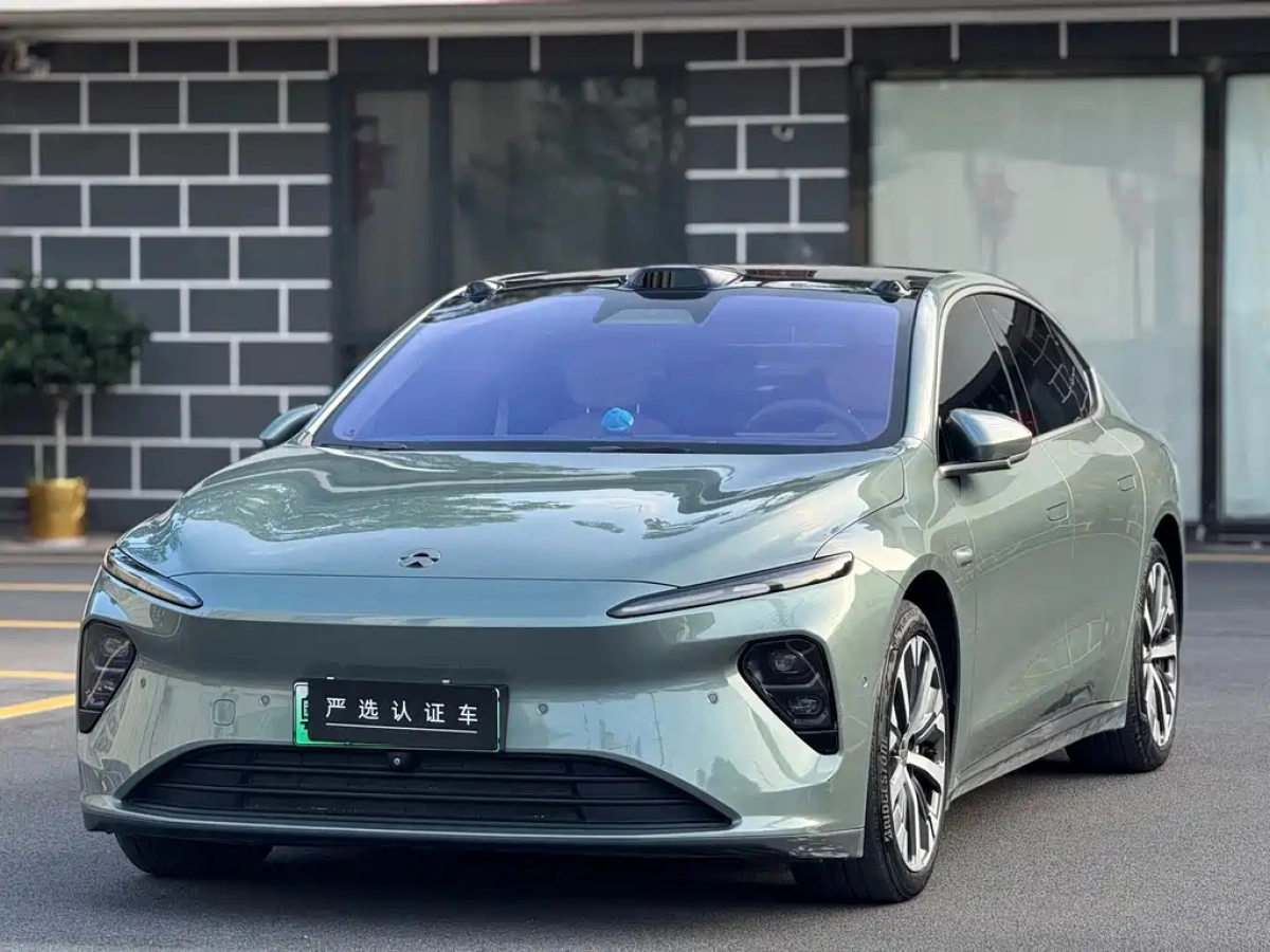 NIO ET7
