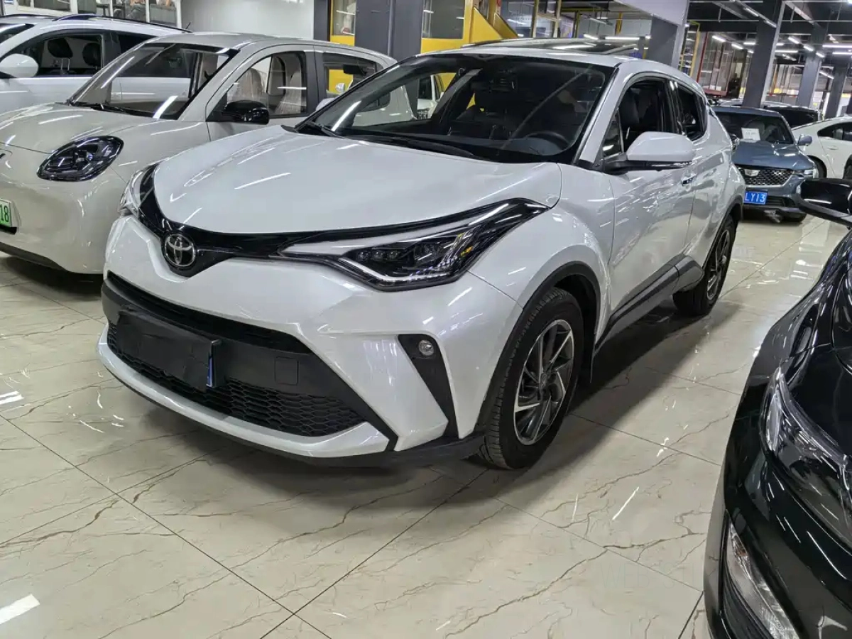 TOYOTA C-HR  2022