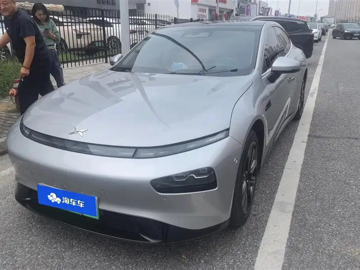 XPENG MOTORS P7  2021