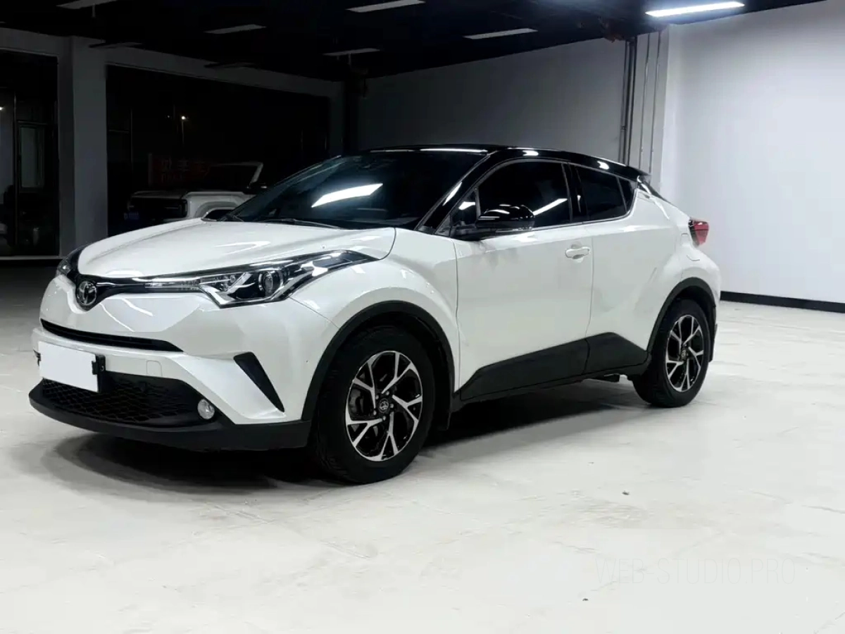TOYOTA C-HR  2021