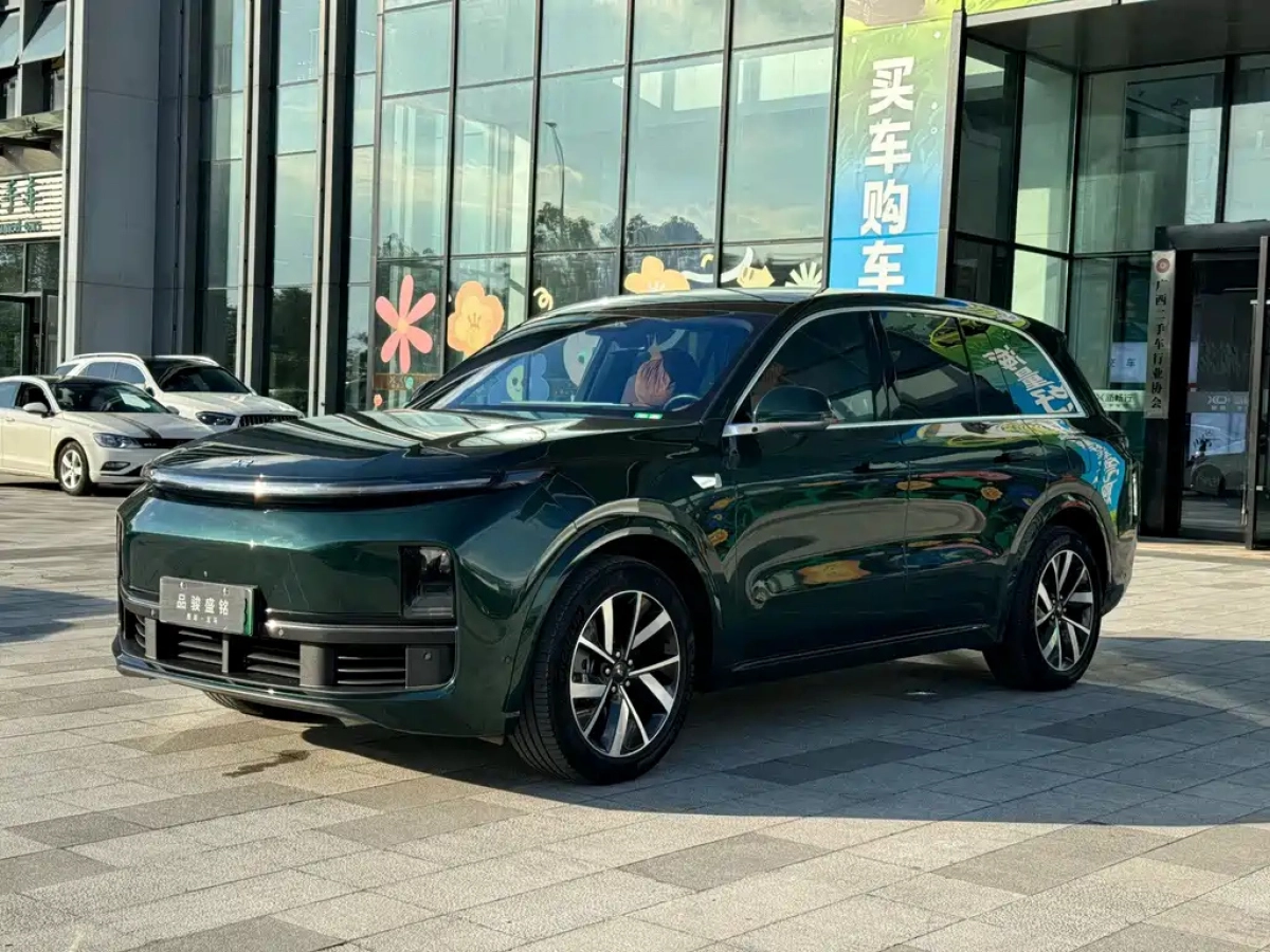 LI AUTO L8