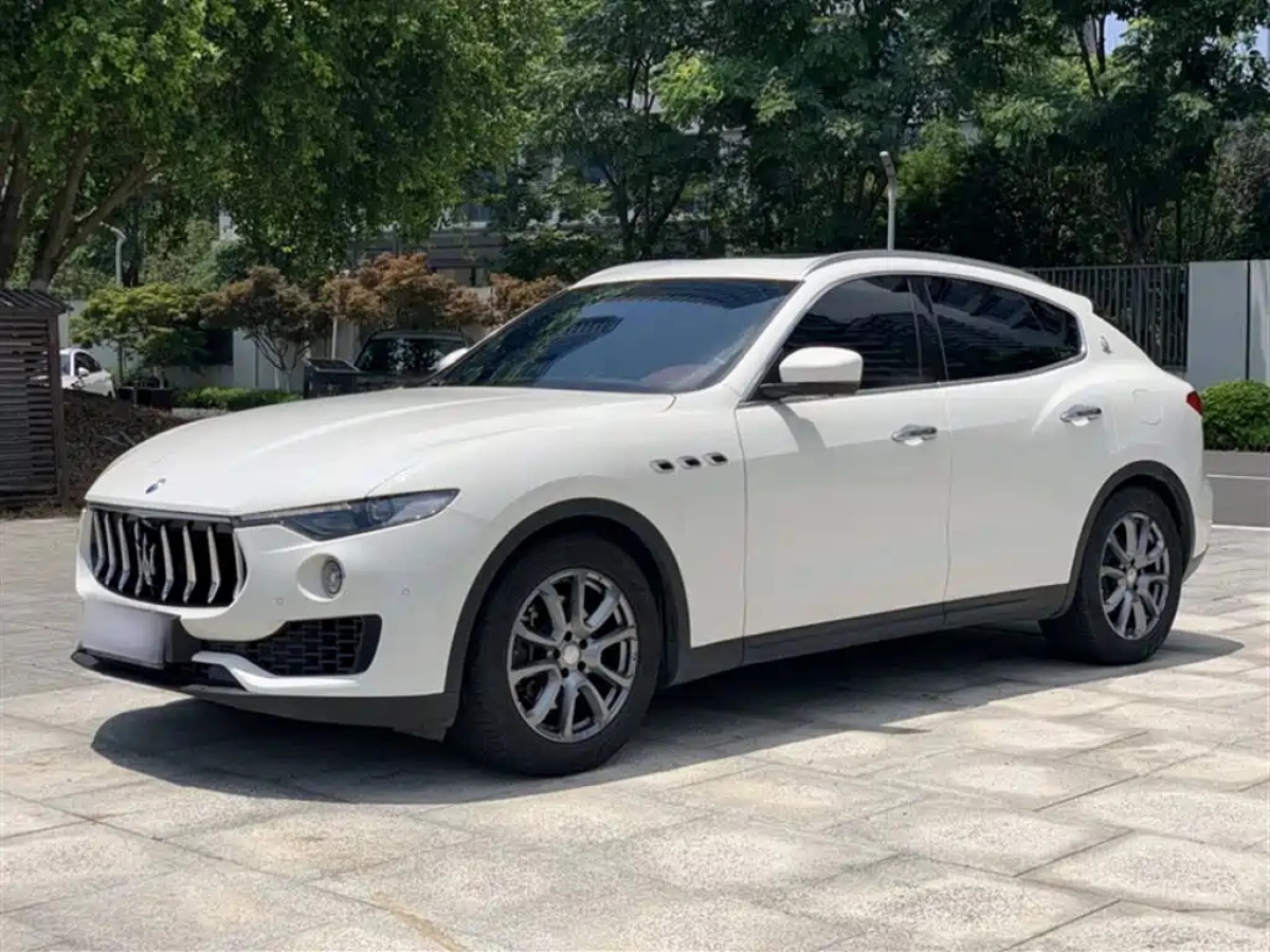 MASERATI LEVANTE  2019
