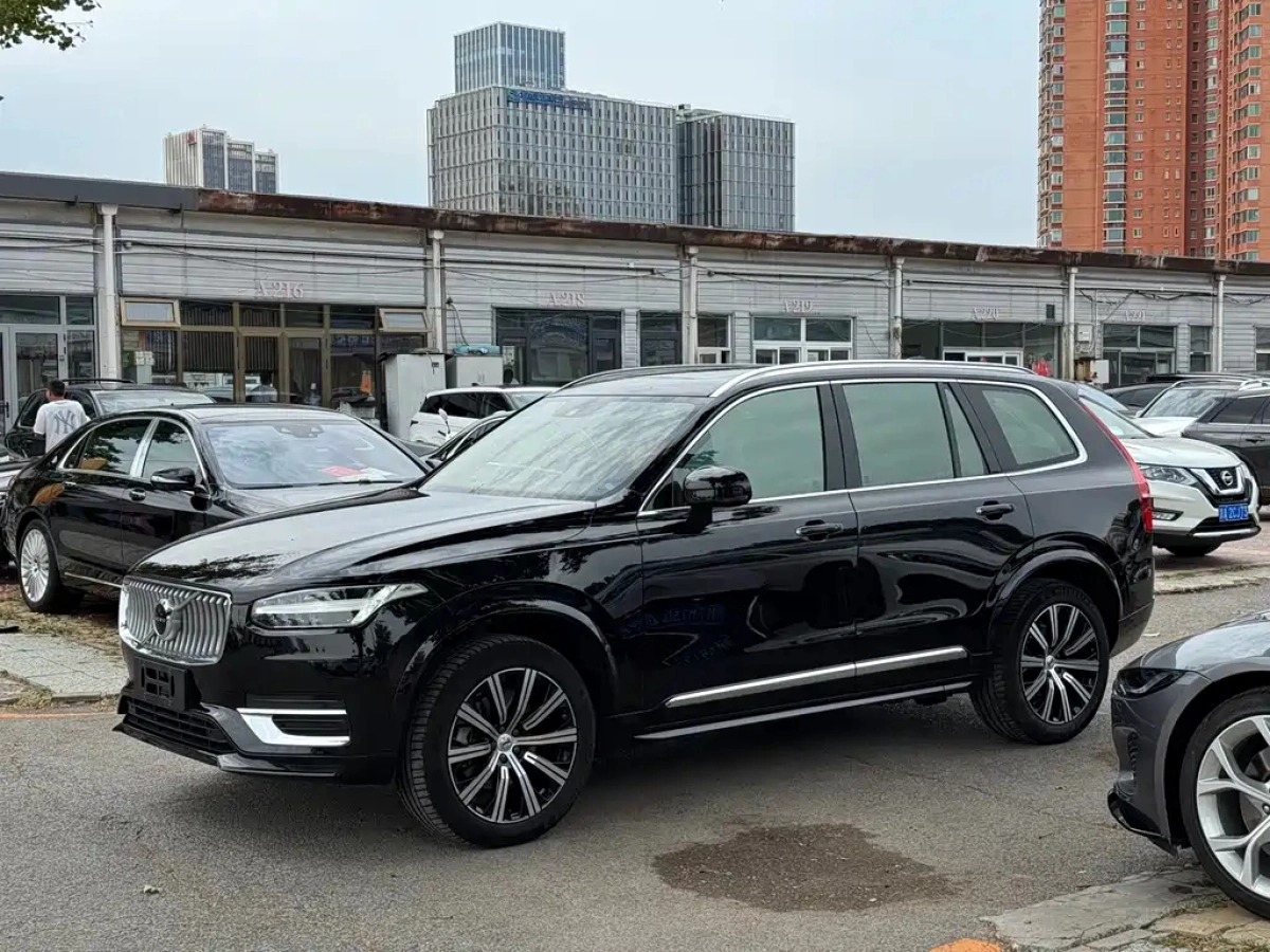 VOLVO XC90  2022