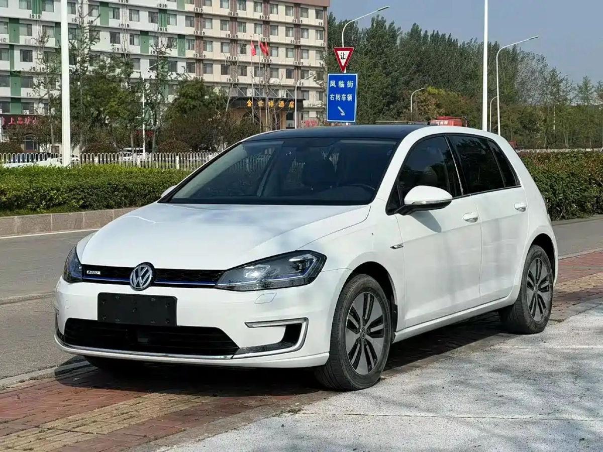 VOLKSWAGEN GOLF . E-POWER  2020