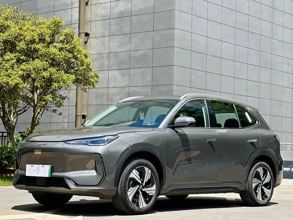 GEELY GALAXY GALAXY E5