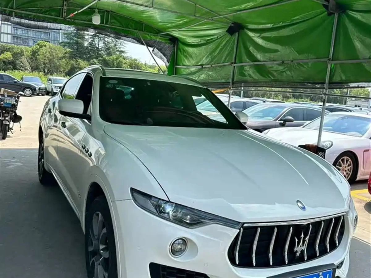 MASERATI LEVANTE