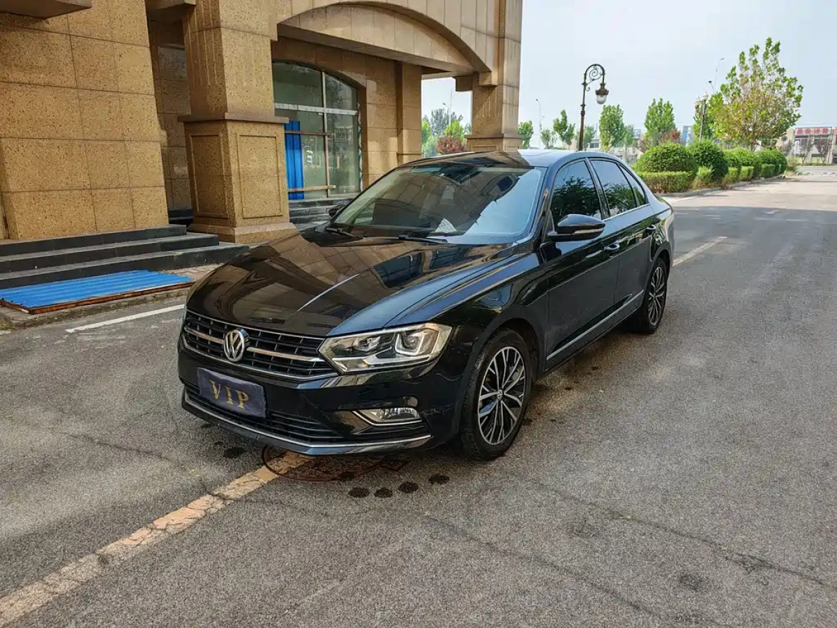 VOLKSWAGEN BORA  2018