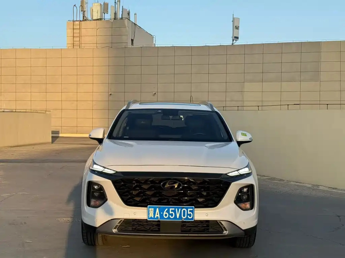 HYUNDAI SANTAFE