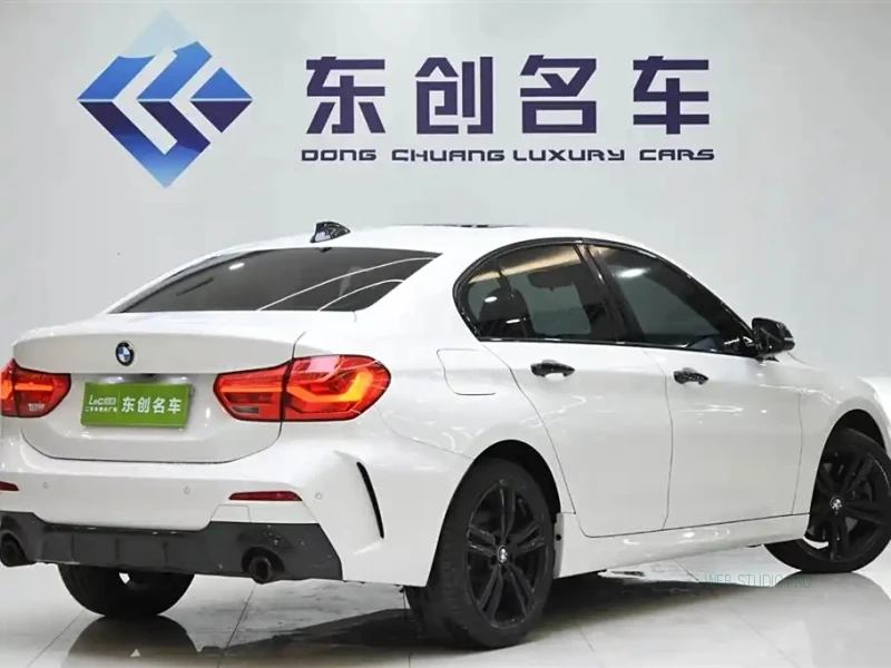 BMW 1-SERIES