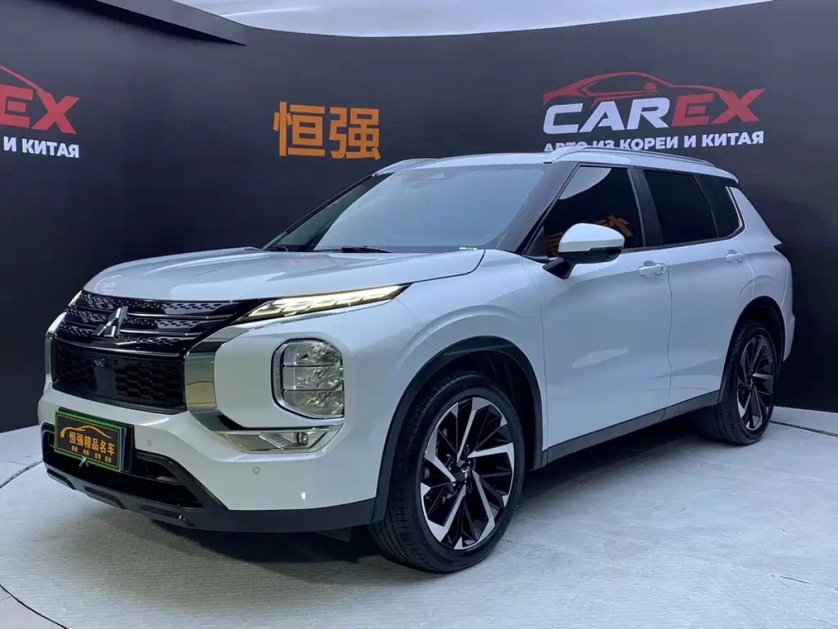 MITSUBISHI OUTLANDER  2022