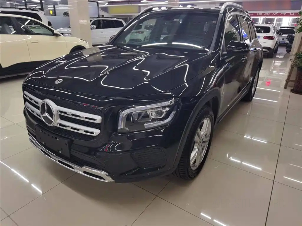 MERCEDES BENZ GLB  2022