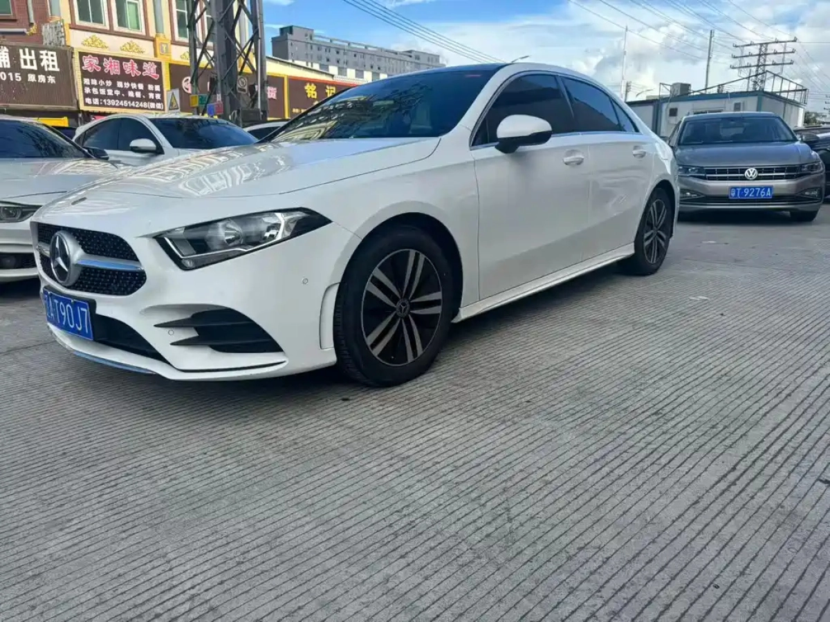 MERCEDES BENZ A-CLASS  2019