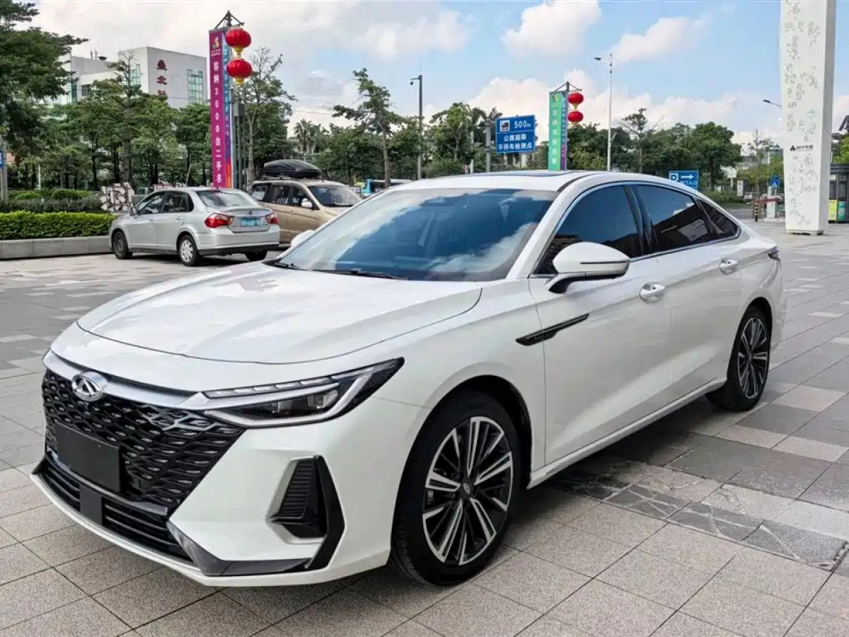 CHERY ARRIZO 8  2024