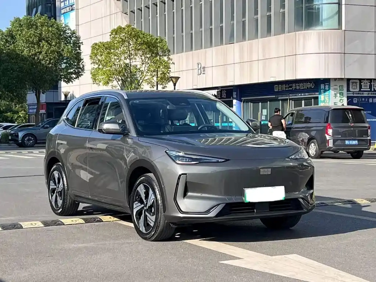 GEELY GALAXY GALAXY E5