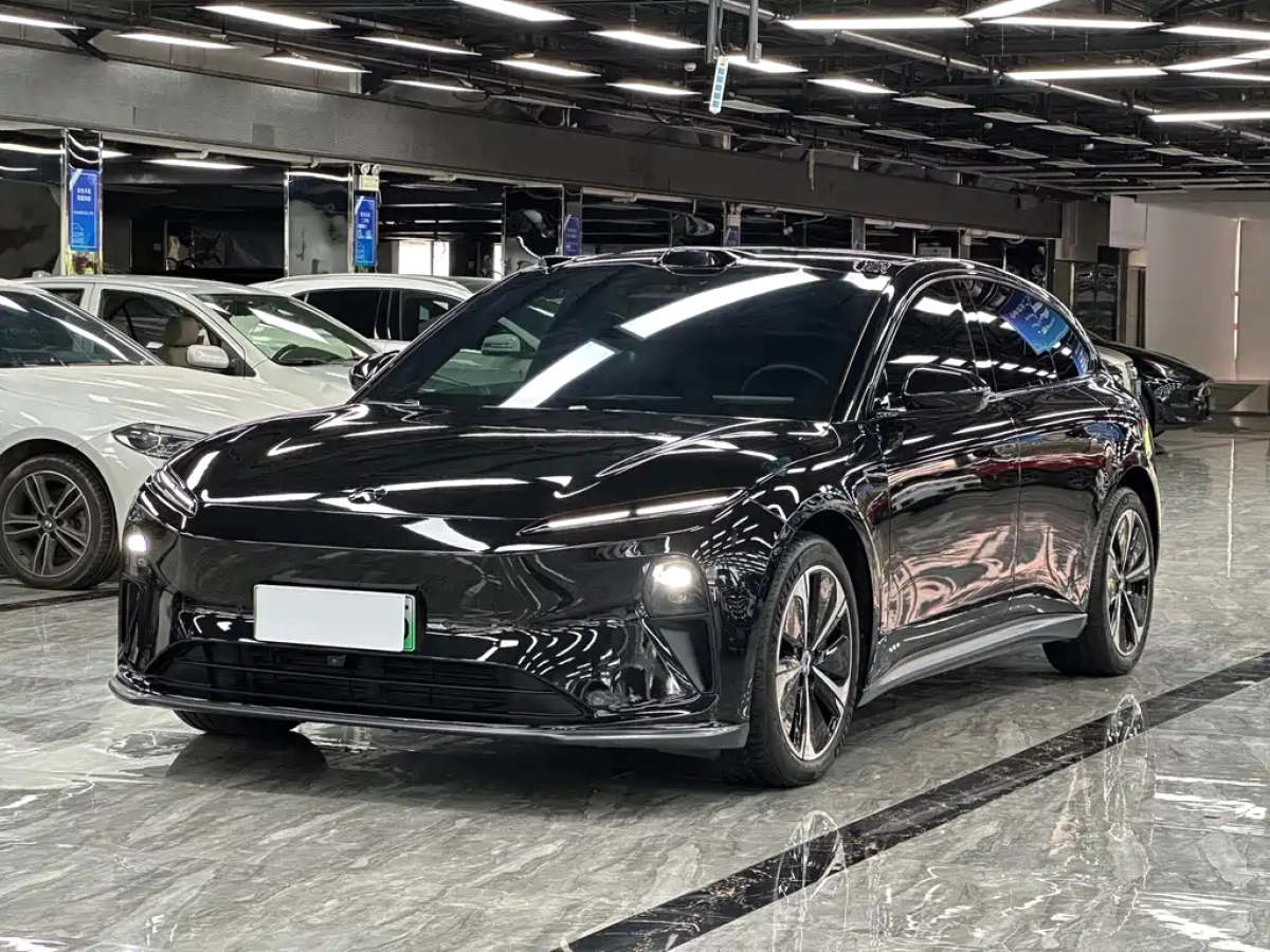 NIO ET5T  2023
