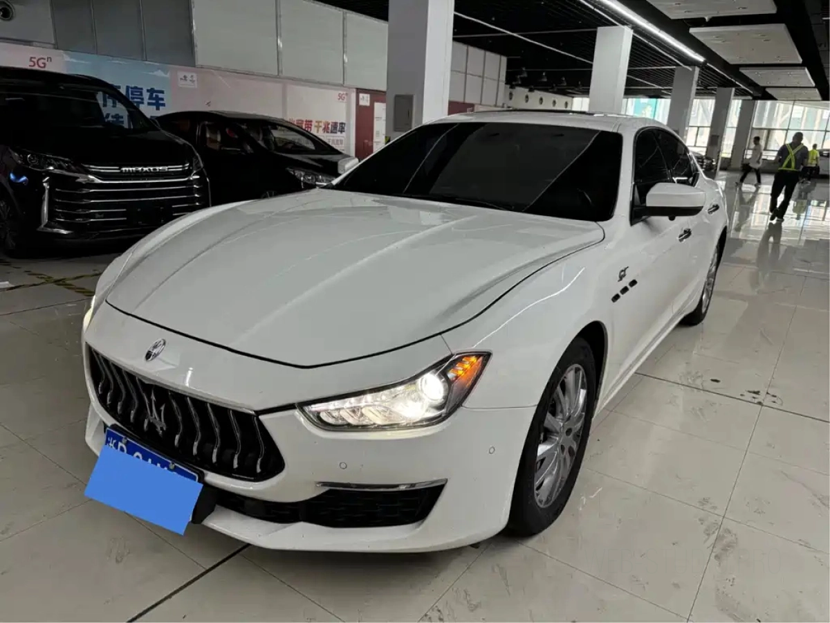 MASERATI GHIBLI