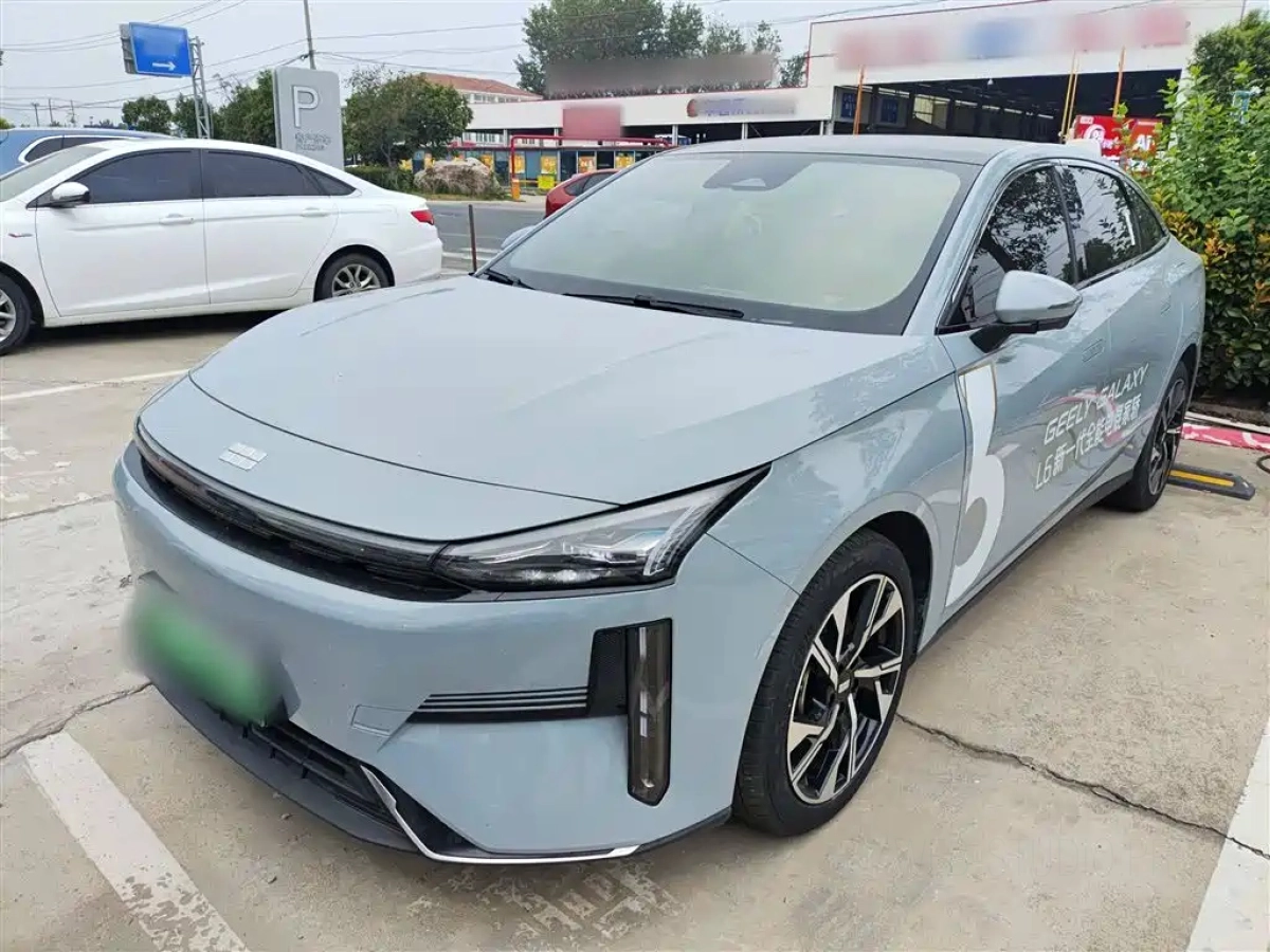 GEELY GALAXY GALAXY L6  2023