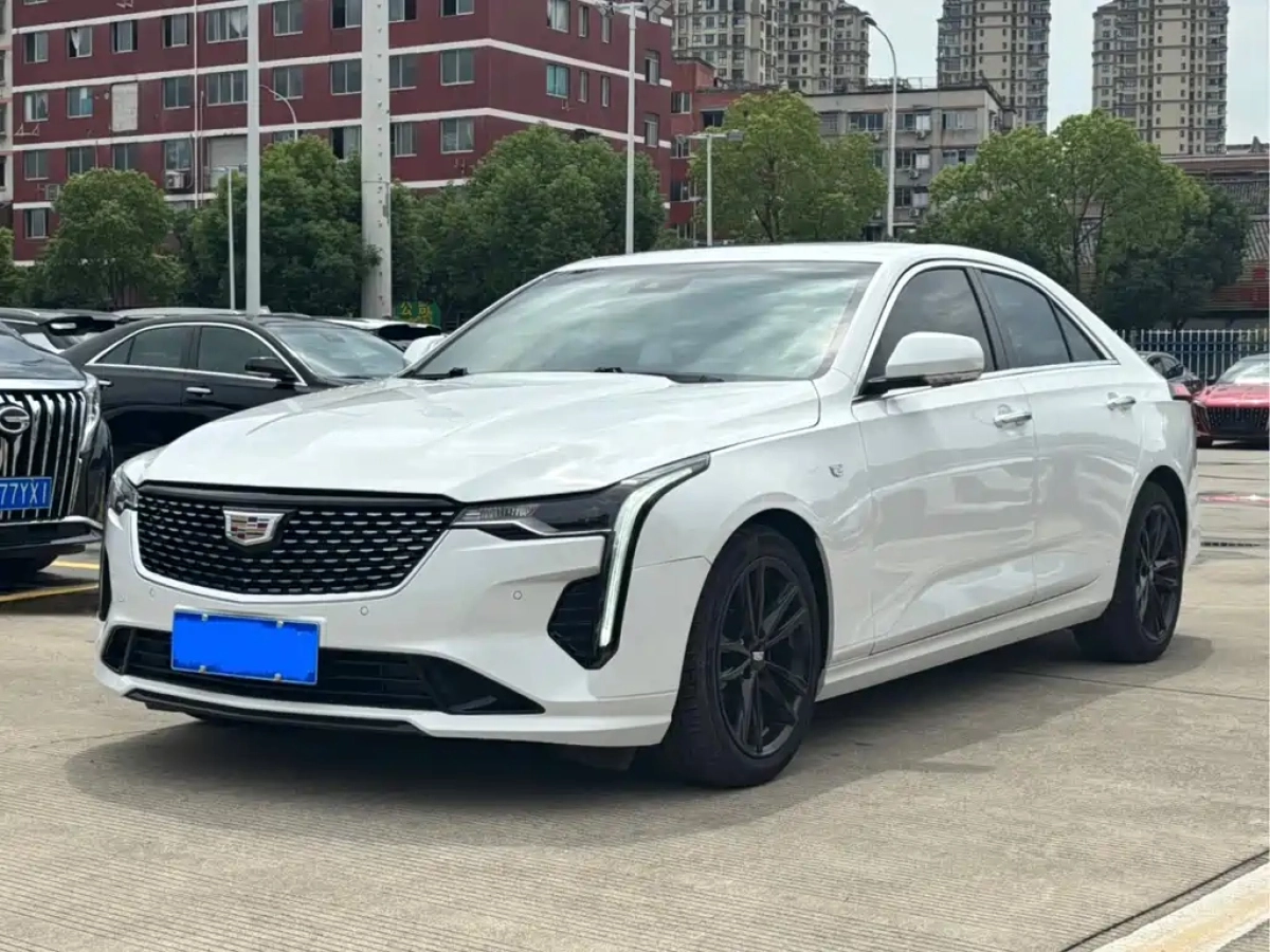 CADILLAC CT4  2022