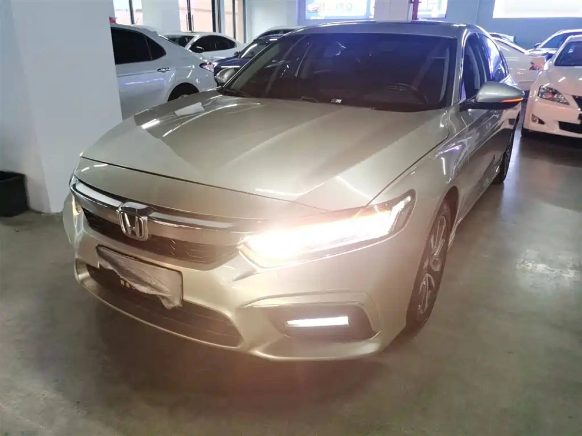 HONDA INSPIRE  2019
