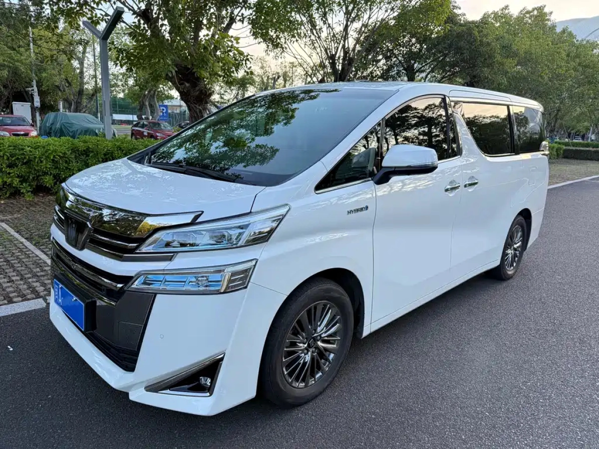 TOYOTA VELLFIRE