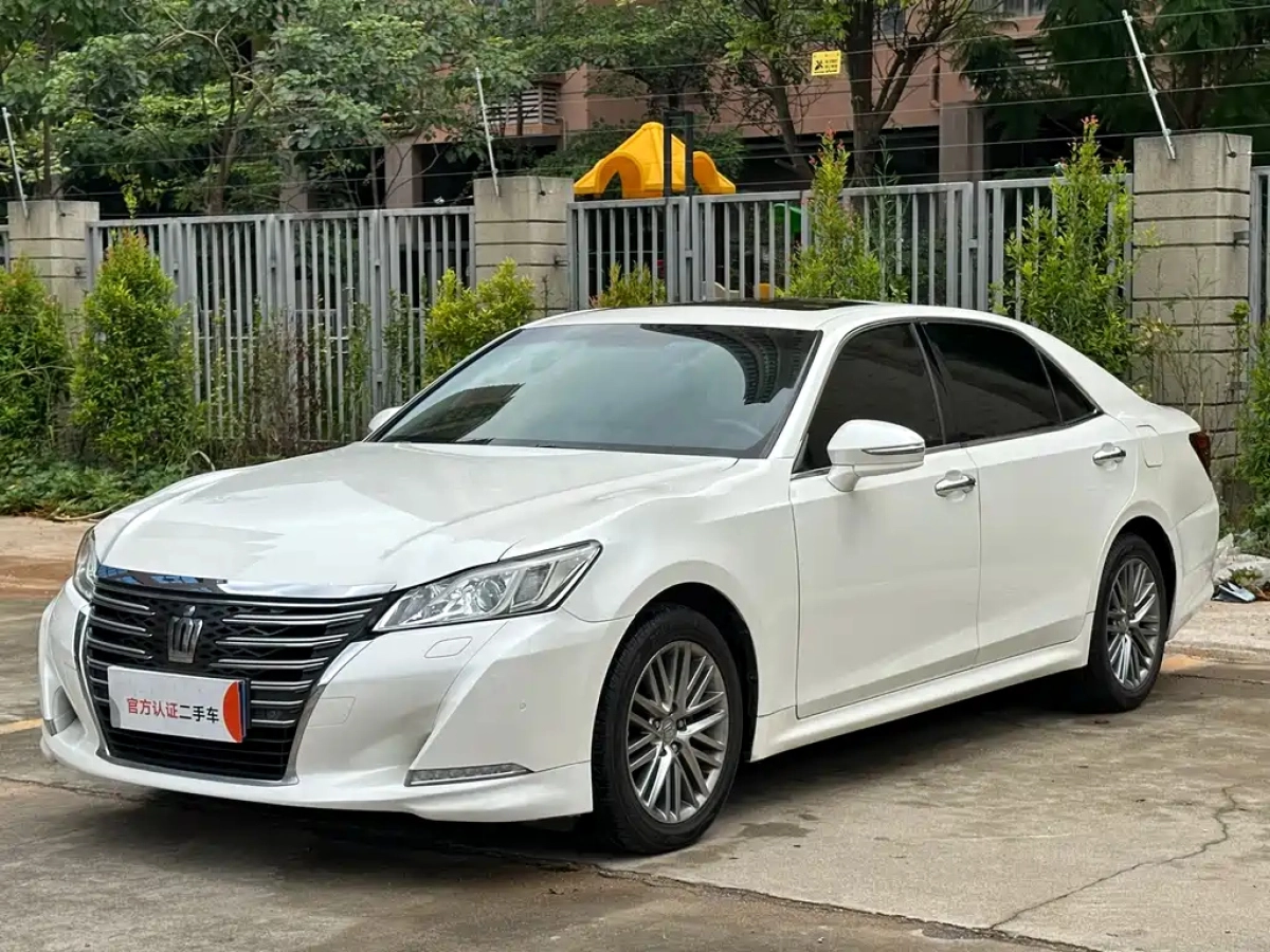 TOYOTA CROWN  2018