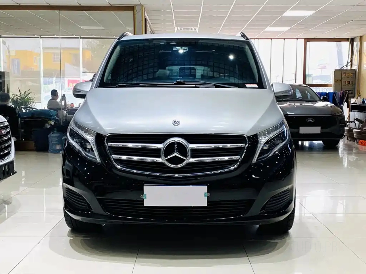 MERCEDES BENZ V-CLASS