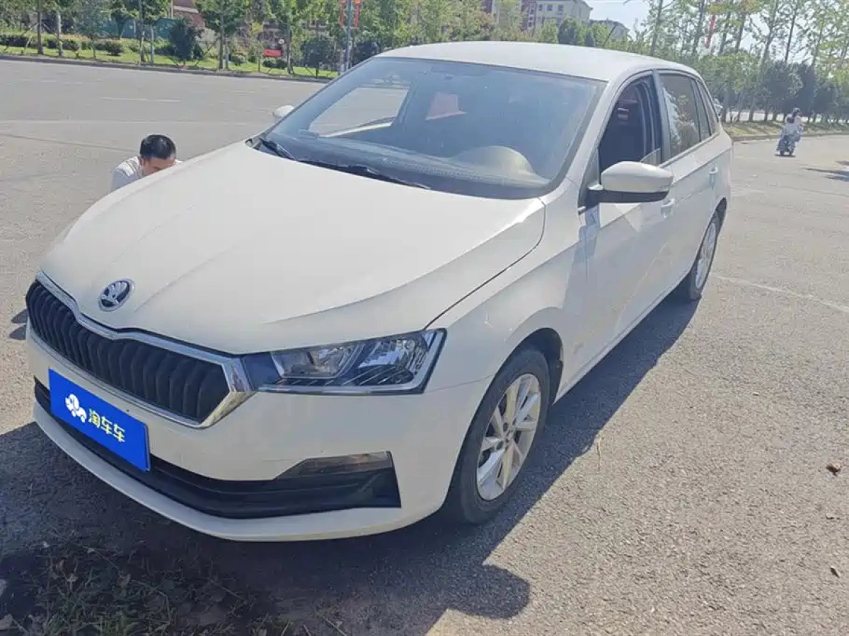 SKODA RAPID SPACEBACK  2020